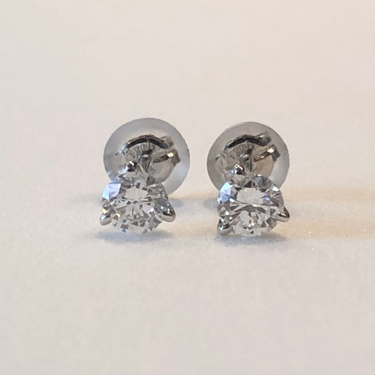 一粒ダイヤモンド ピアス/PTプラチナ