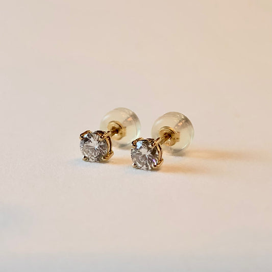 一粒ダイヤモンド ピアス/ 18K YG