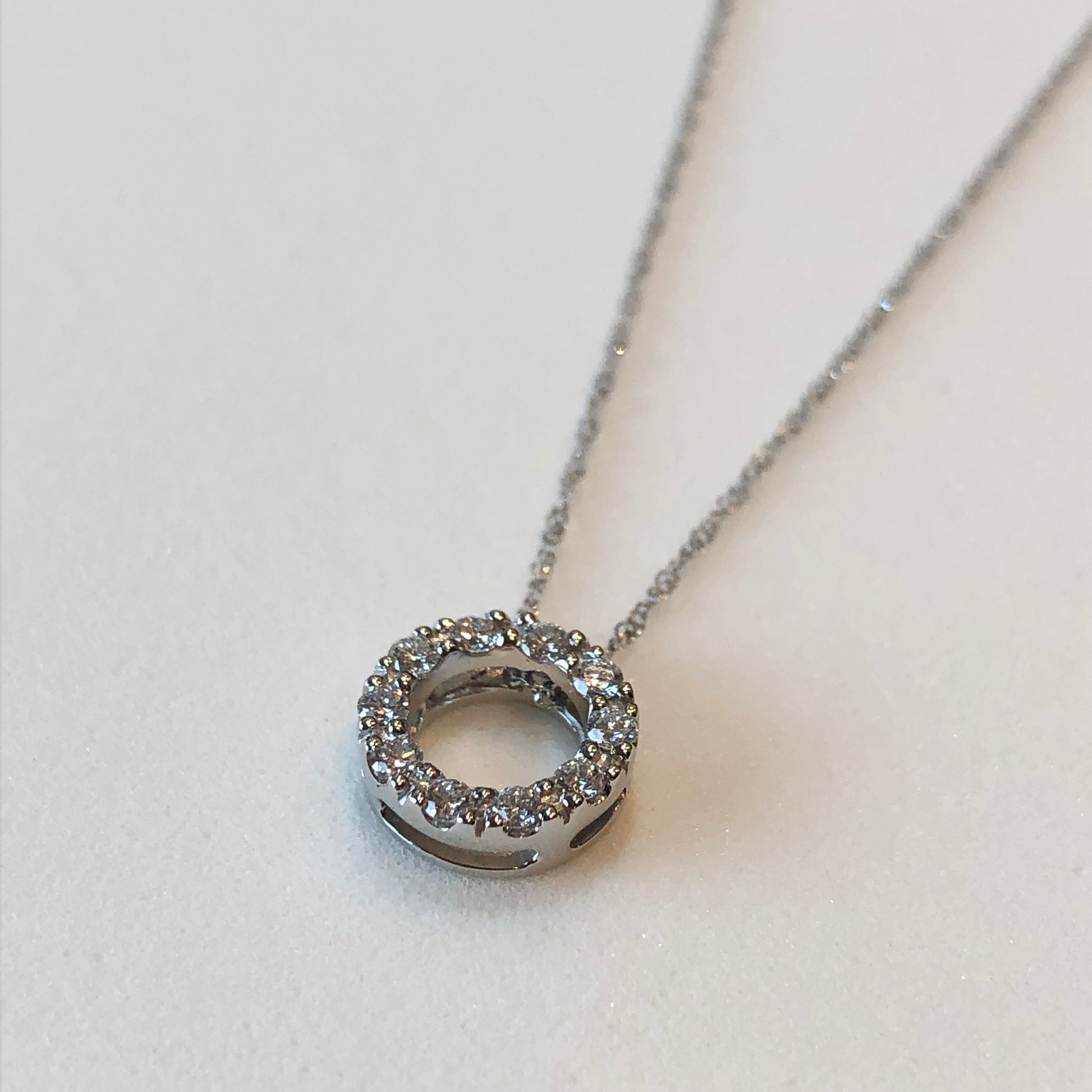 ダイヤモンド ネックレス/ PT サークル – Luis.ltd ダイヤモンド ネックレス/ PT サークル – Luis.ltd